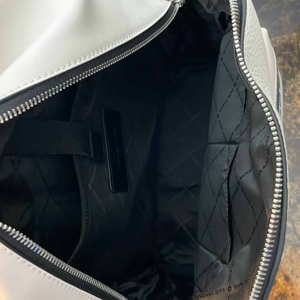 MICHAEL KORS 🌈 MENS Cooper pebble leather Backpack - Picture 7 of 9